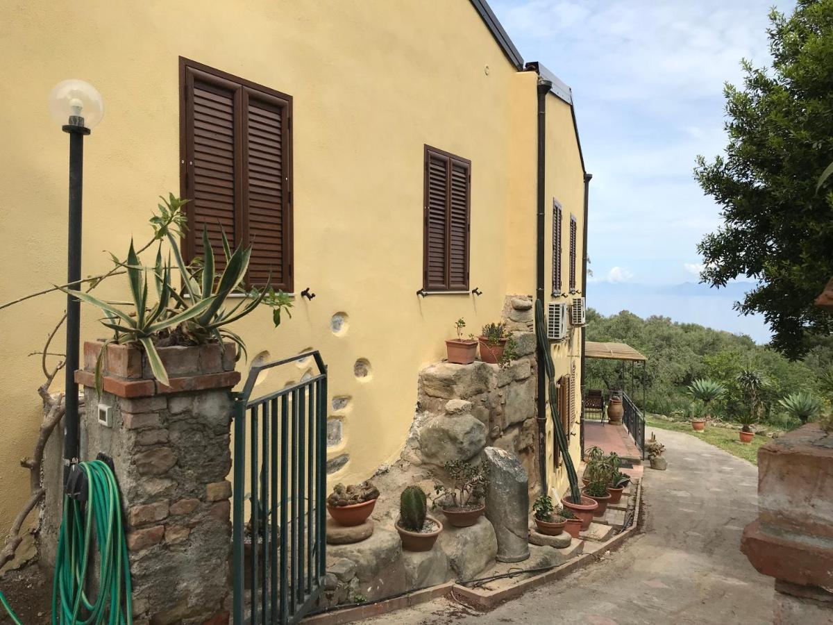 A Casa Di Peppino Villa Greco Тиндари Экстерьер фото